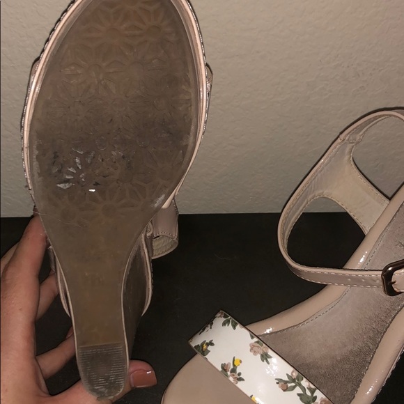 Kathleen nude wedges size 10 - Picture 2 of 3